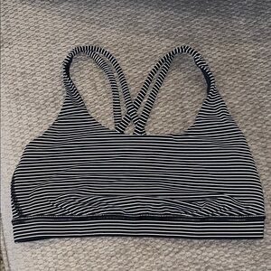 LULULEMON ENERGY BRA